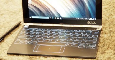 Обзор необычного гибрида Lenovo Yoga Book | фото: c.mobilegeeks.de