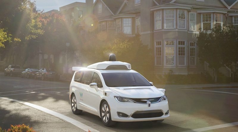 Chrysler Pacifica Hybrid Waymo (4)