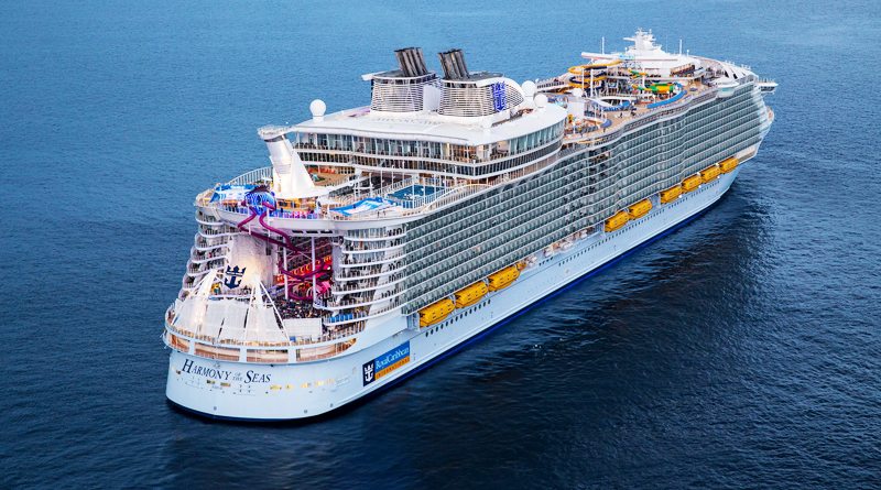 Круизный лайнер Harmony of the Seas -- чудо-товары