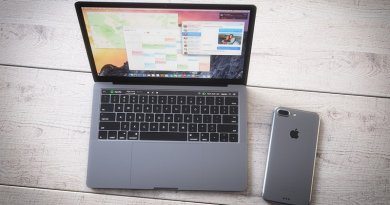 Apple MacBook Pro 2016 13 и 15 дюймов с TouchBar | фото: techtimes.com Martin Hajek