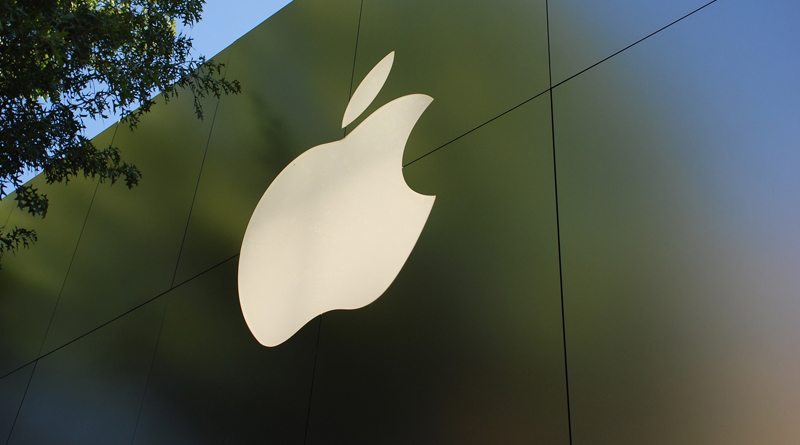 Компания Apple инвестирует в электромобили | фото: techfly.co.uk