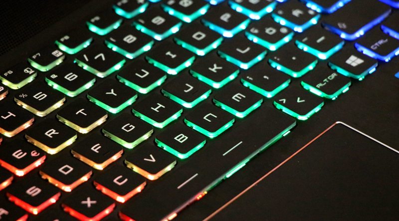 Игровой ноутбук MSI GT62VR 6RE Dominator Pro | фото: amazonaws.com