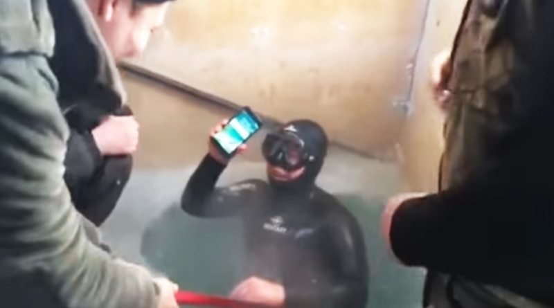 iPhone 7 в Якутске провел на дне реки 13 часов