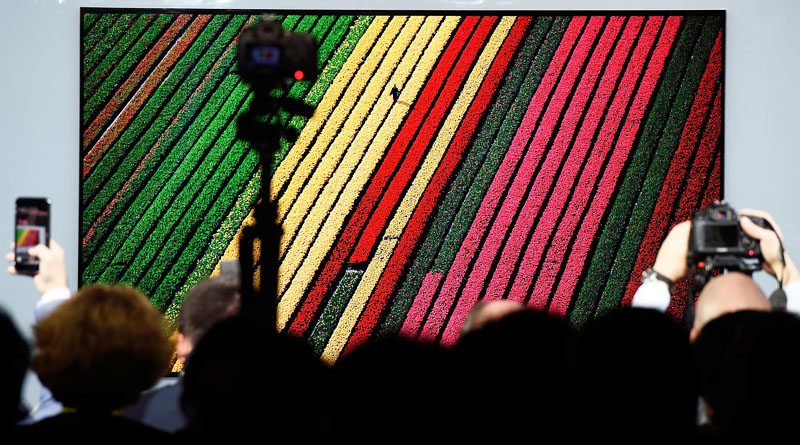 LG Signature W | фото: fsmedia.imgix.net