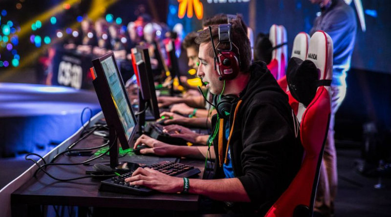 Киберспортивный турнир | Фото: therunet.com