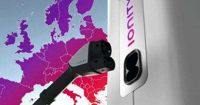 электрическая заправка | Фото: motor.ru