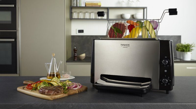 Вертикальный гриль Hotpoint | Фото: Hotpoint