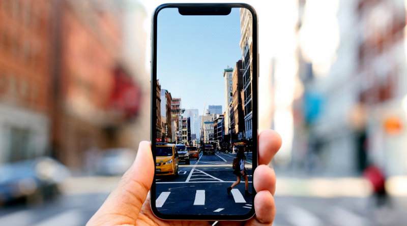 iPhone X | Фото: engadget.com