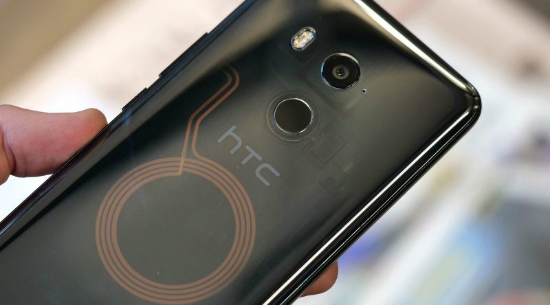 HTC U11 Plus | Фото: androidcentral.com