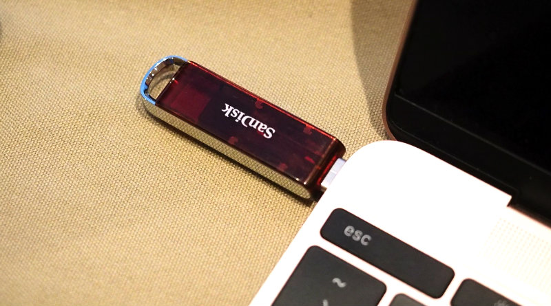 Флешка на терабайт | Фото: Engadget