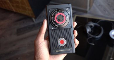 RED Hydrogen One | Фото: gadgethacks.com