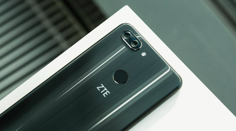 ZTE Blade V9 | Фото: fonpit.de