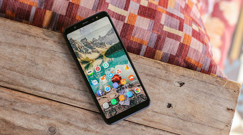 Samsung Galaxy A6+ | Фото: Nguyễn Kim