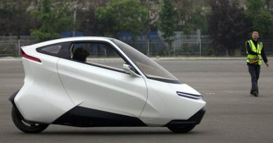 Двухколесный автомобиль | Фото: Motor.ru