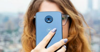 Moto Z3 Play | Фото: The Verge