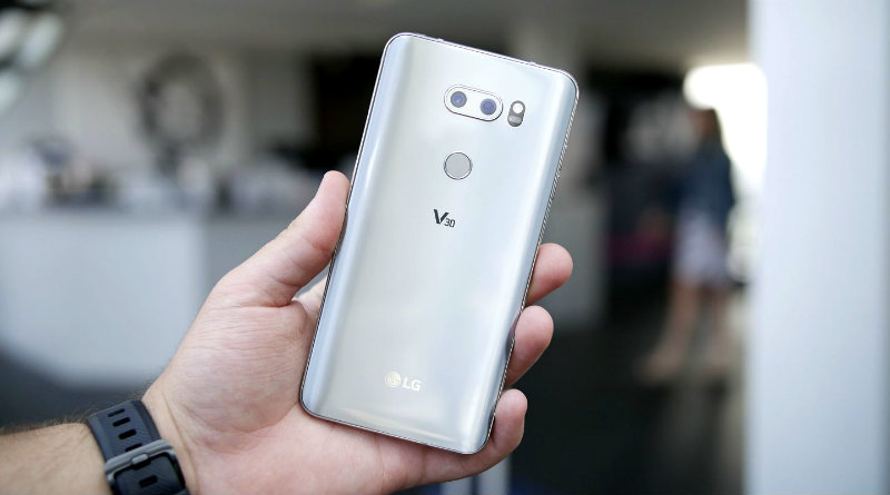 LG V30 | Фото: Techntium