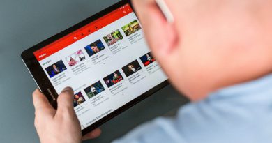 YouTube на планшете | Фото: pixabay.com