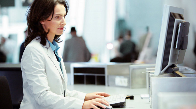 Доктор за компьютером | Фото: bingoforge.com