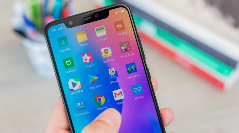 Xiaomi Mi 8 | Фото: techadvisor