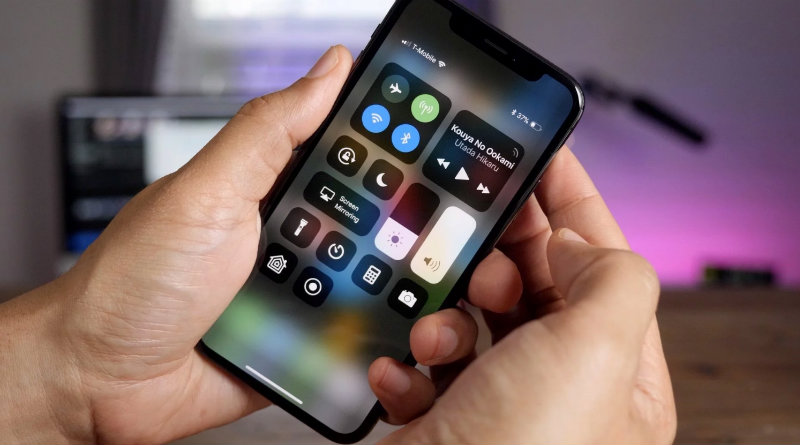 iPhone X | Фото: AppleInsider