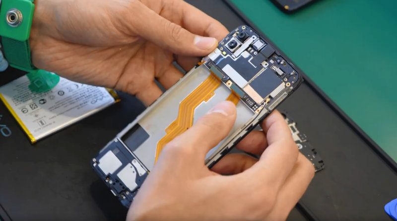 Vivo V11 разборка | Фото: chudo.tech