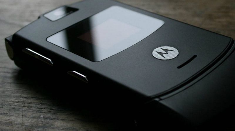 Motorola RAZR V3 | Фото: akamaihd.net