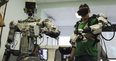 Робот-космонавт | Фото: ЦПК