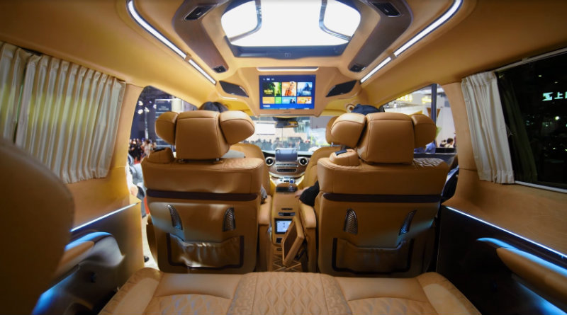 Кастомный мерседес | Фото: chudo.tech