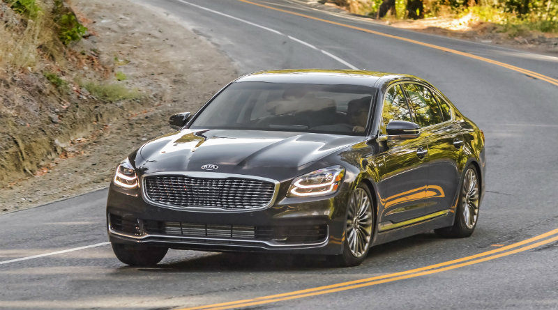 KIA K900 | Фото: carwallpapers