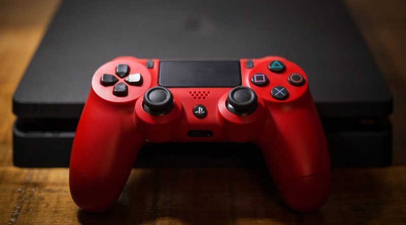 PlayStation 4 | Фото: Hypebeast