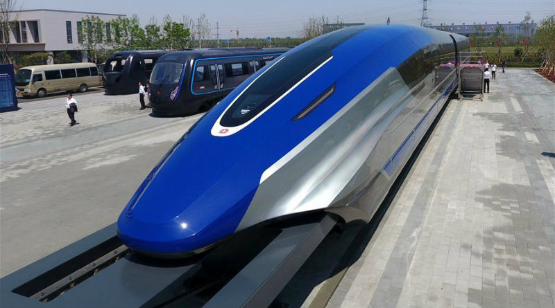 Поезд на магнитной подушке | Фото: xinhuanet