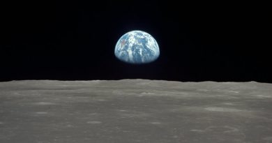 Луна | Фото: theatlantic