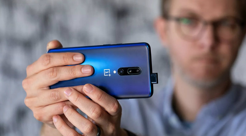 OnePlus 7 Pro | Фото: The Verge