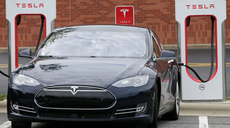 Tesla | Фото: media.npr.org