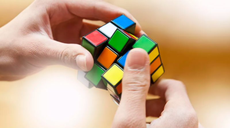 Кубик Рубика | Фото: cbsistatic.com