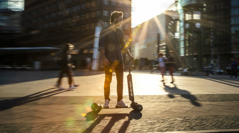 Audo e-tron Scooter