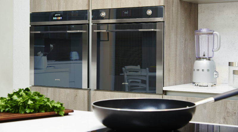 Духовка Smeg с паром | Фото: Smeg