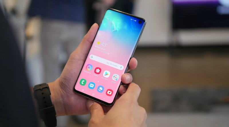 Galaxy S10 | Фото: gadgetpage