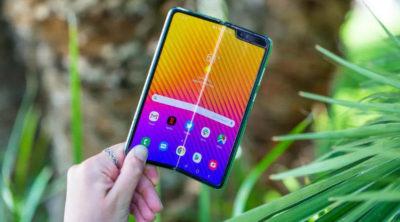 Samsung Galaxy Fold | Фото: CNET