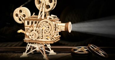 ROKR Vitascope 3D Puzzle Vintage Film Projector