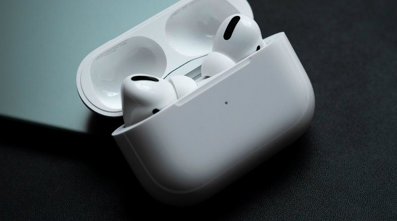 AirPods Pro | Фото: hypebeast.com