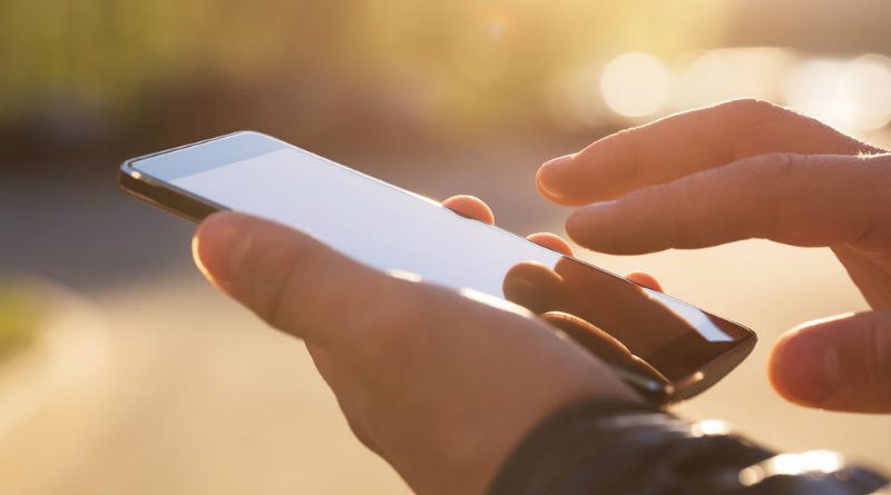 Смартфон | Фото: rg.ru