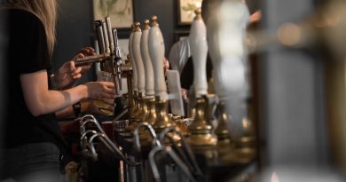 Фото Arisa Chattasa on Unsplash