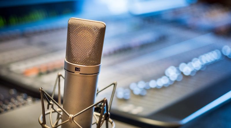 Фото Jacek Dylag on Unsplash