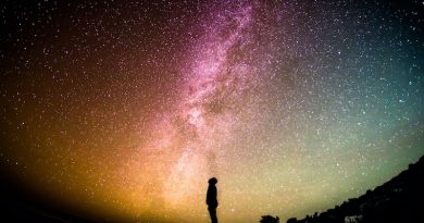 Фото Greg Rakozy on Unsplash