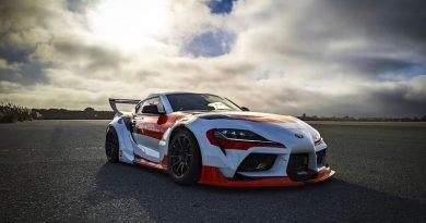 Фото Toyota