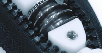 molnia-s-distantsionnym-upravleniem