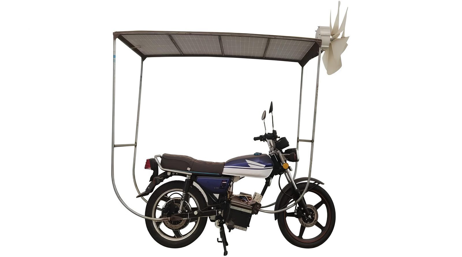 mototsikl-rabotayushhij-na-energii-vetra-i-solntsa