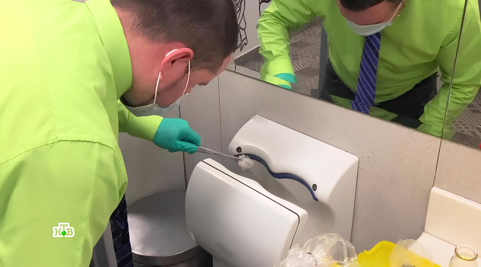 sushilki-dlya-ruk-v-tualetah