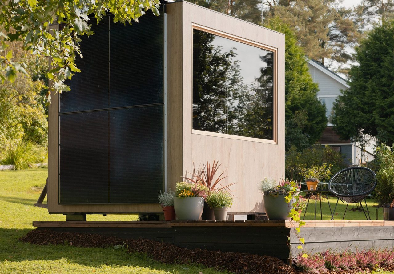 pervaya-avtonomnaya-solnechnaya-sauna